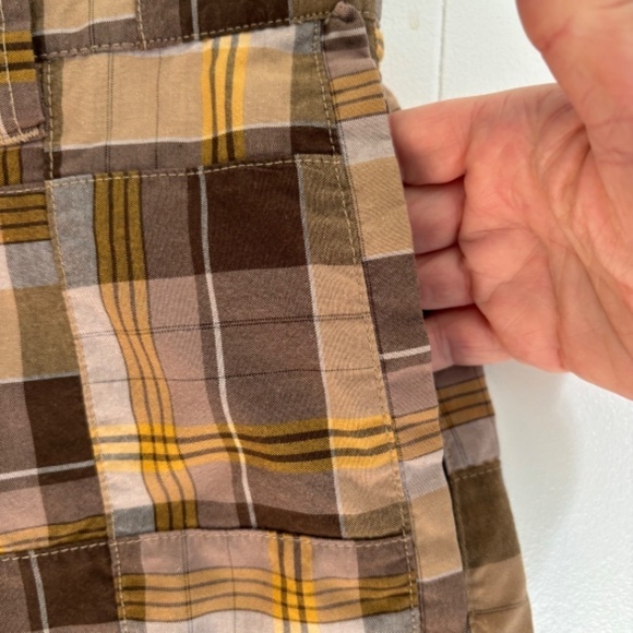 Billabong plaid shorts browns and yellow size 38 - Picture 6 of 16